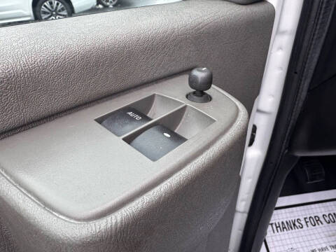 2021 Chevrolet Express 2500