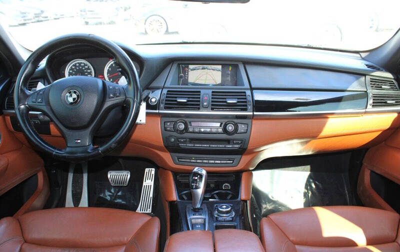 2013 BMW X6 M