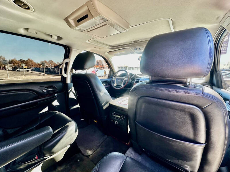 2012 Cadillac Escalade ESV Luxury