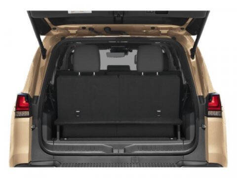 2026 Lexus LX 700h Overtrail