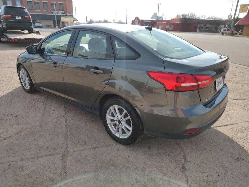 2017 Ford Focus SE