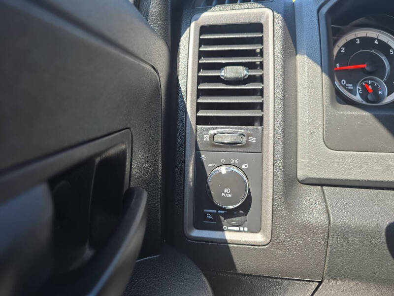 2017 RAM 1500 Express