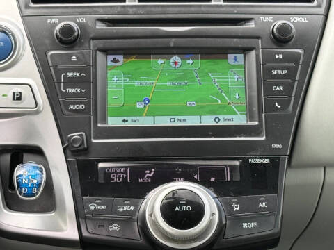2014 Toyota Prius v Three