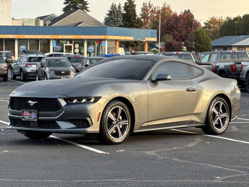2025 Ford Mustang EcoBoost