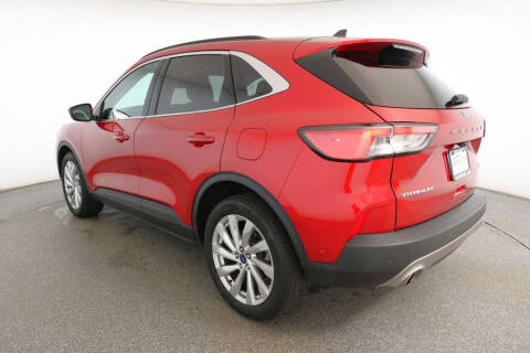 2022 Ford Escape Hybrid Titanium