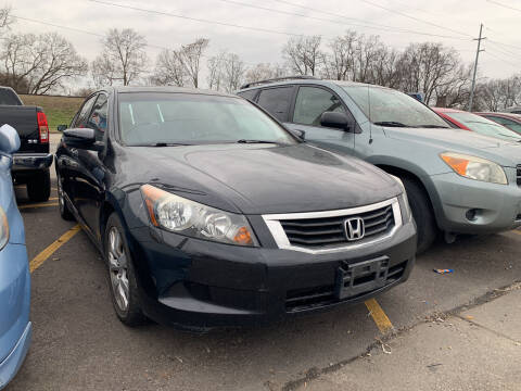 2010 Honda Accord for sale at Ideal Cars in Hamilton OH