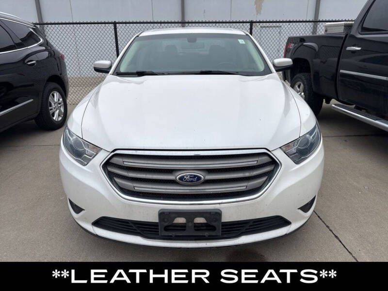 2015 Ford Taurus SEL
