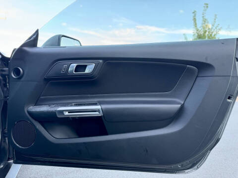 2019 Ford Mustang EcoBoost