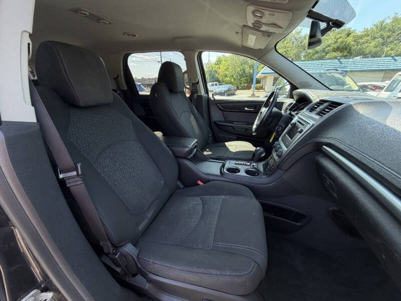 2016 GMC Acadia SLE-2