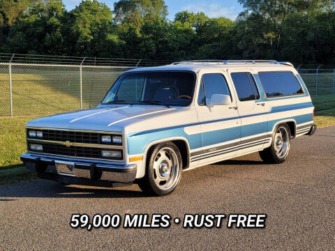 1991 Chevrolet Suburban for sale at Riverfront Auto Sales in Middletown OH