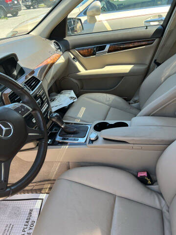 2013 Mercedes-Benz C-Class C 300 Luxury 4MATIC