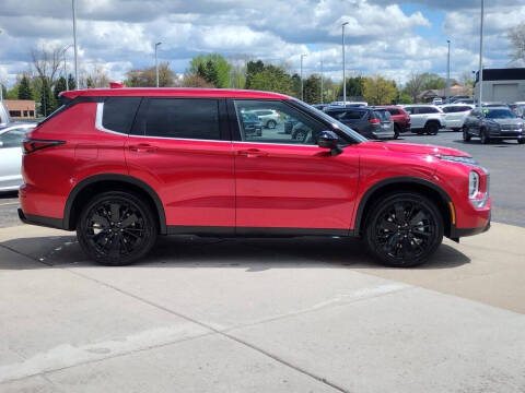 2026 Mitsubishi Outlander LE