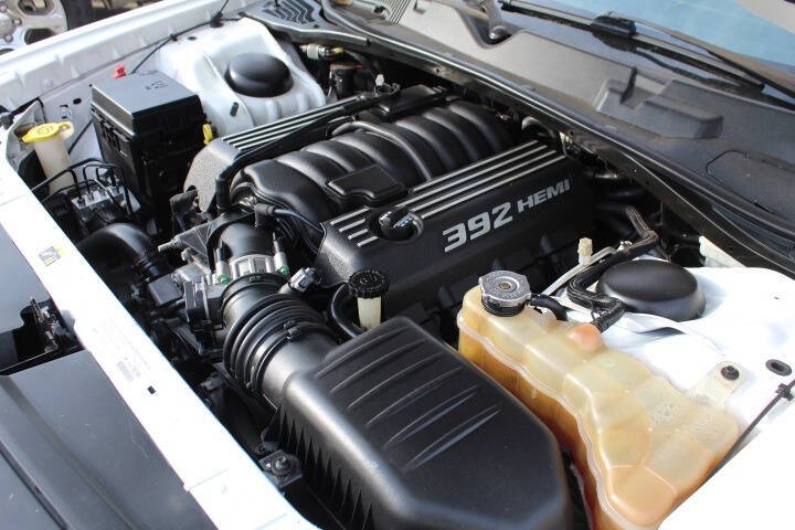 2014 Dodge Challenger SRT8 Core