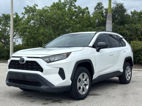 2021 Toyota RAV4 LE