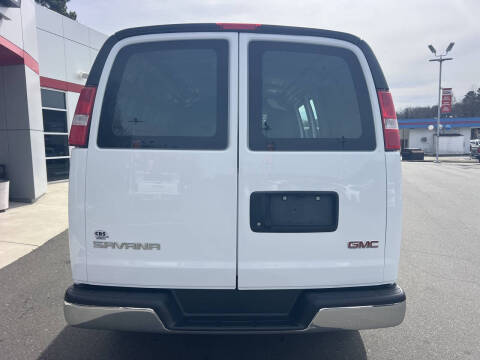 2024 GMC Savana 2500