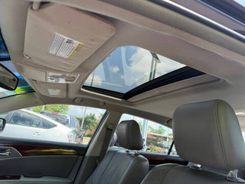 2010 Toyota Avalon XLS