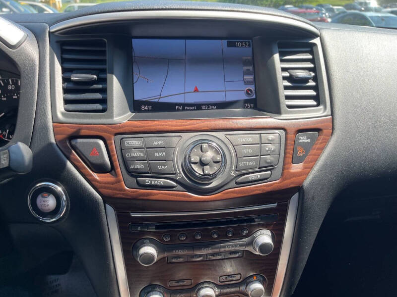2017 Nissan Pathfinder S