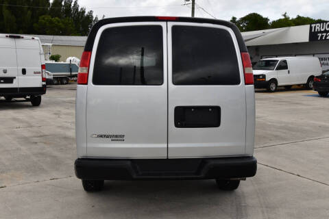2016 Chevrolet Express LS 2500