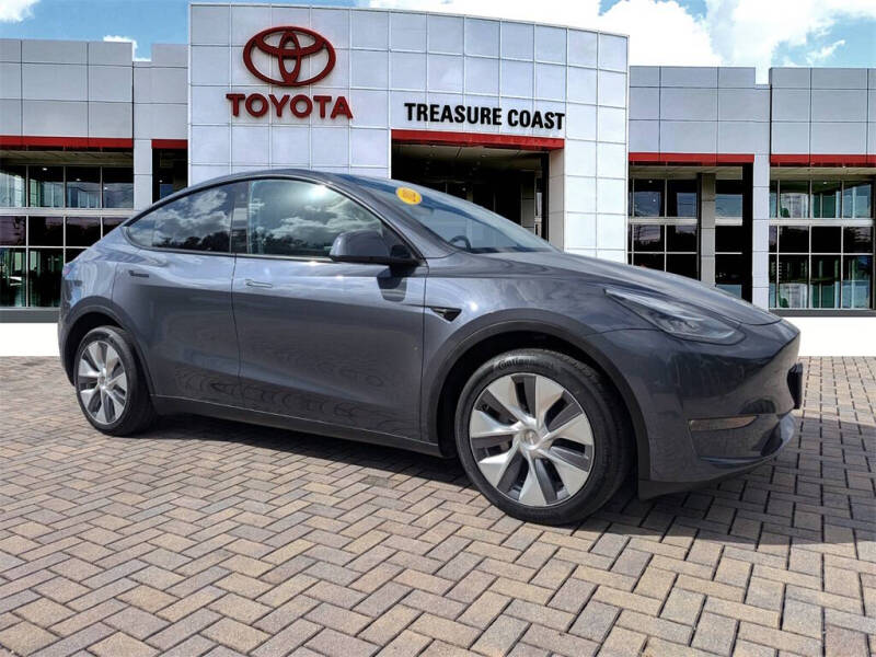 2023 Tesla Model Y Long Range