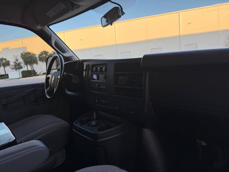 2019 Chevrolet Express 2500