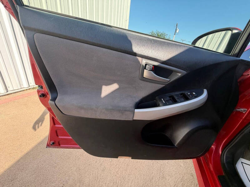 2013 Toyota Prius Two