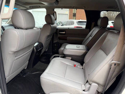 2014 Toyota Sequoia Platinum