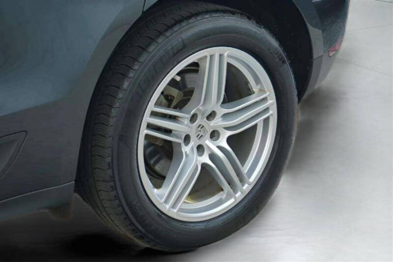 2021 Porsche Macan S