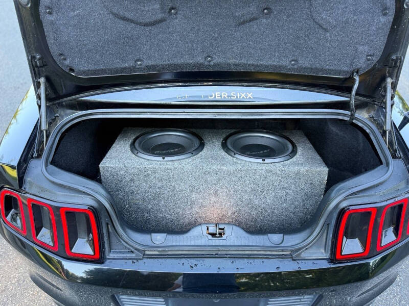 2014 Ford Mustang V6