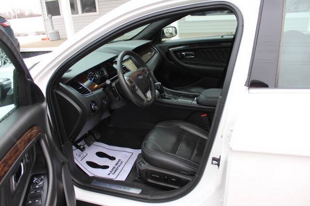 2019 Ford Taurus Limited