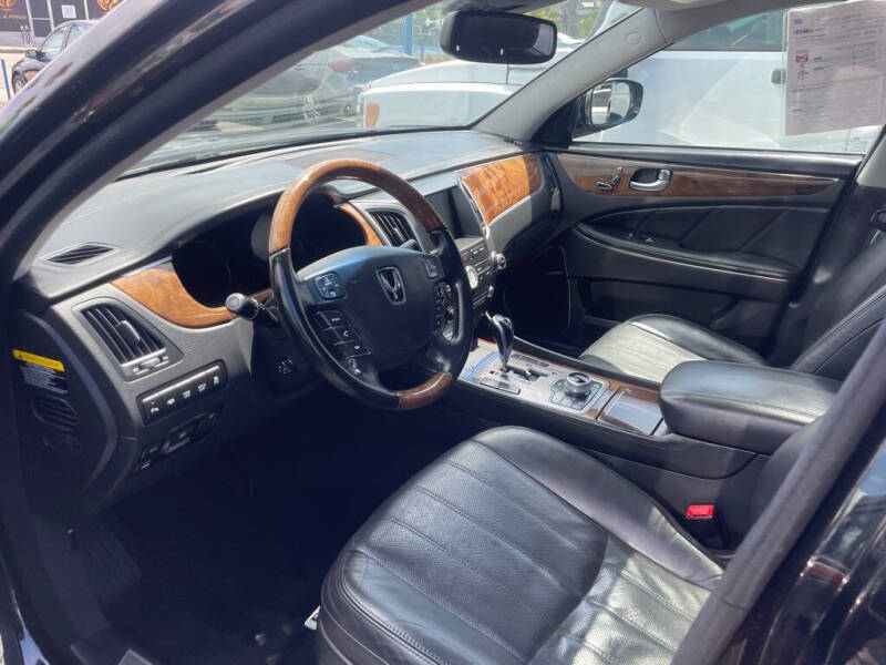 2011 Hyundai Equus