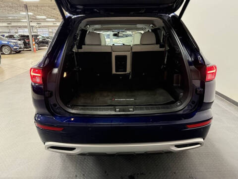 2023 Mitsubishi Outlander PHEV SEL