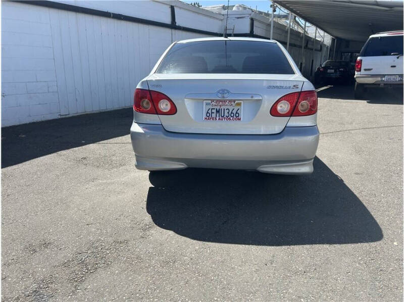 2005 Toyota Corolla