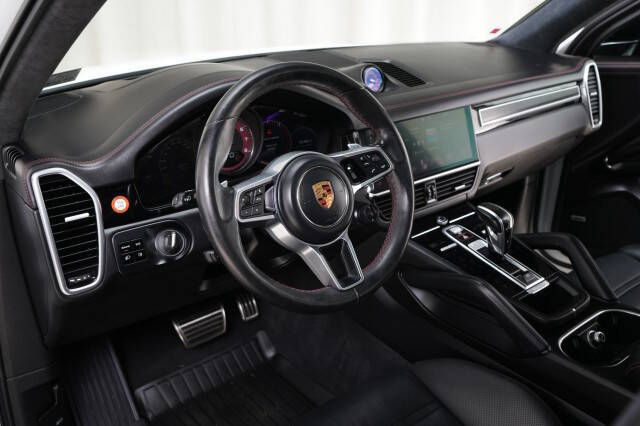 2021 Porsche Cayenne GTS