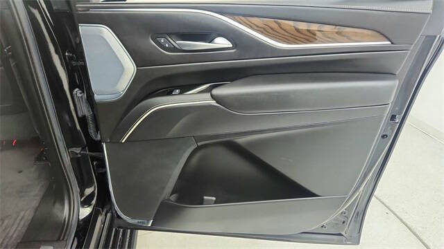 2023 Cadillac Escalade ESV Sport Platinum