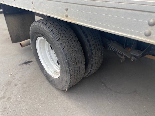 2013 Ford E-Series E-350 SD