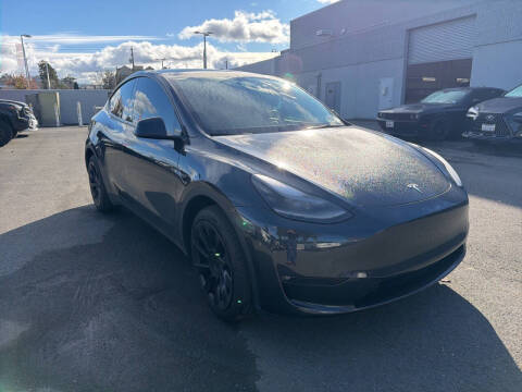 2024 Tesla Model Y Long Range