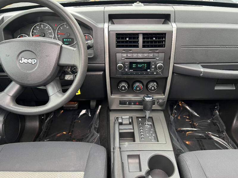 2010 Jeep Liberty Sport