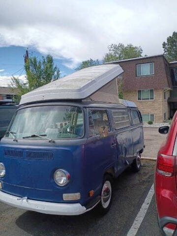 1970 Volkswagen Bay Window Bus