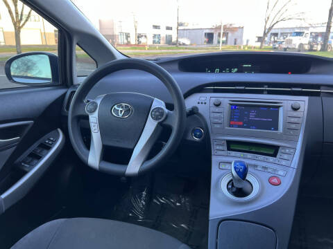 2013 Toyota Prius Two