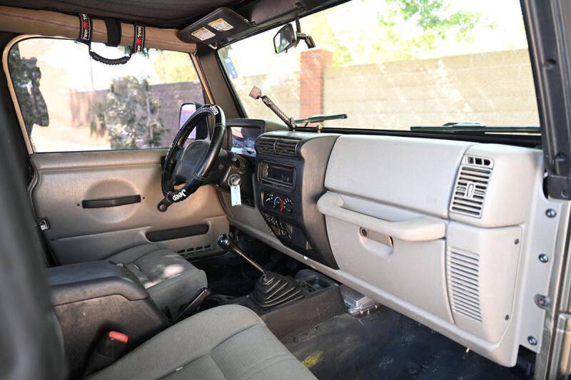 2003 Jeep Wrangler Sahara