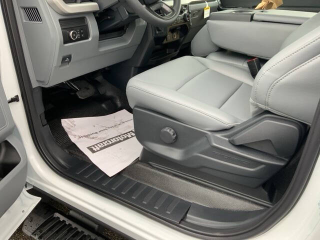 2025 Ford F-350 Super Duty XL