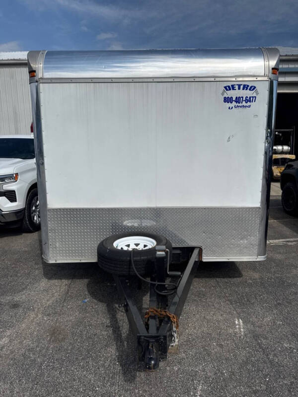2012 UNITED EXPRESS UXT 22'