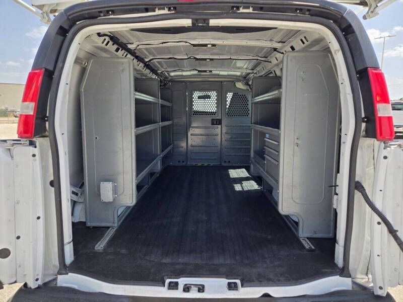 2021 Chevrolet Express 2500