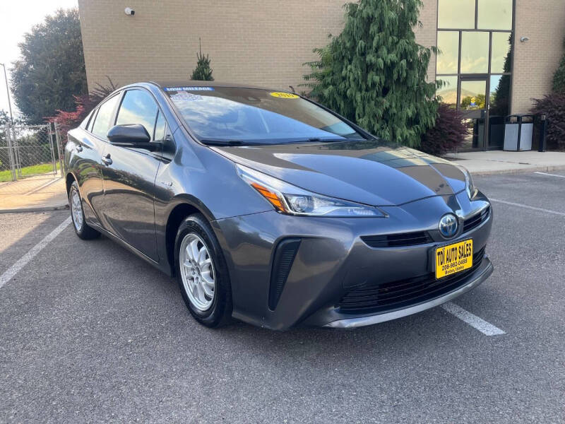 2019 Toyota Prius L Eco