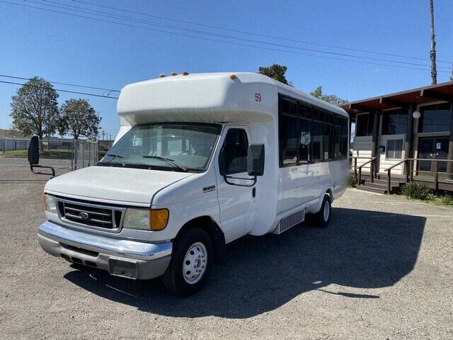2006 Ford E-450
