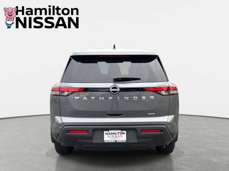 2025 Nissan Pathfinder S