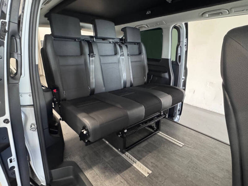 2021 Mercedes-Benz Metris Passenger