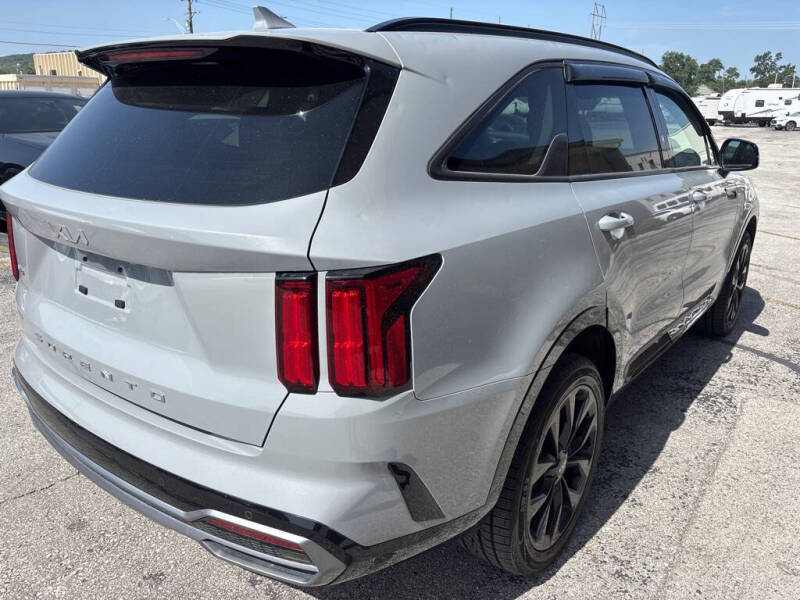 2022 Kia Sorento SX