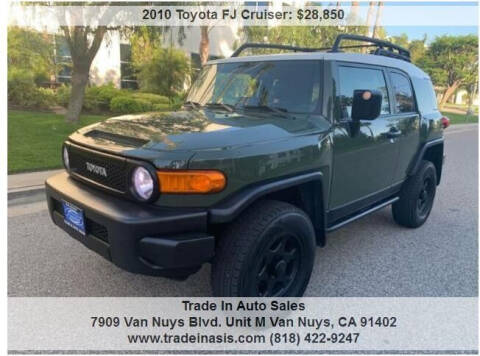 2010 Toyota FJ Cruiser for sale at Trade In Auto Sales in Van Nuys CA