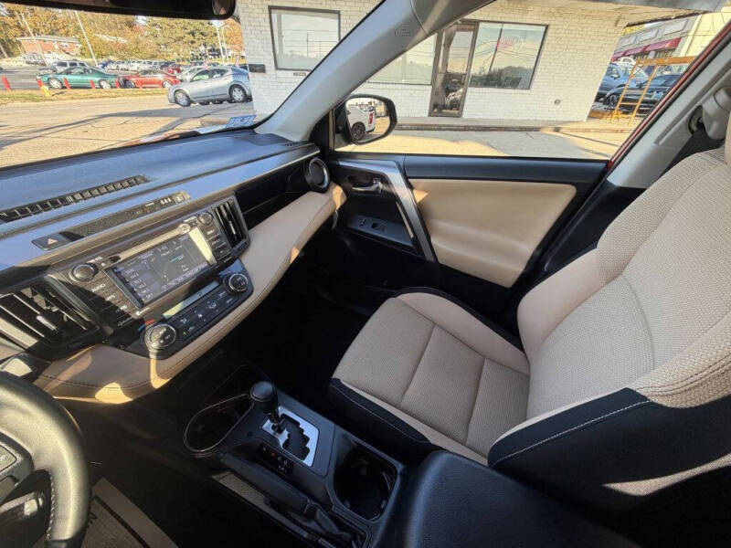 2017 Toyota RAV4 XLE